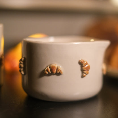 Croissant Matcha-Cup – Handgefertigte Matcha-Schale aus Stoneware